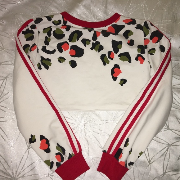 Cute Crop Sweater - Picture 2 of 2